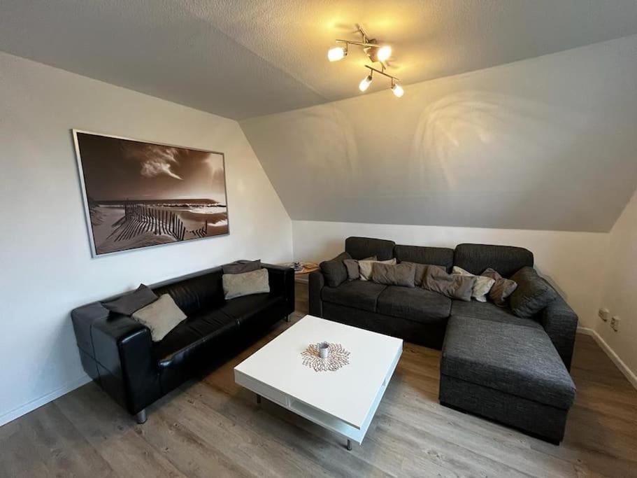 Schöne Wohnung an der Nordsee in Mildstedt Exterior foto