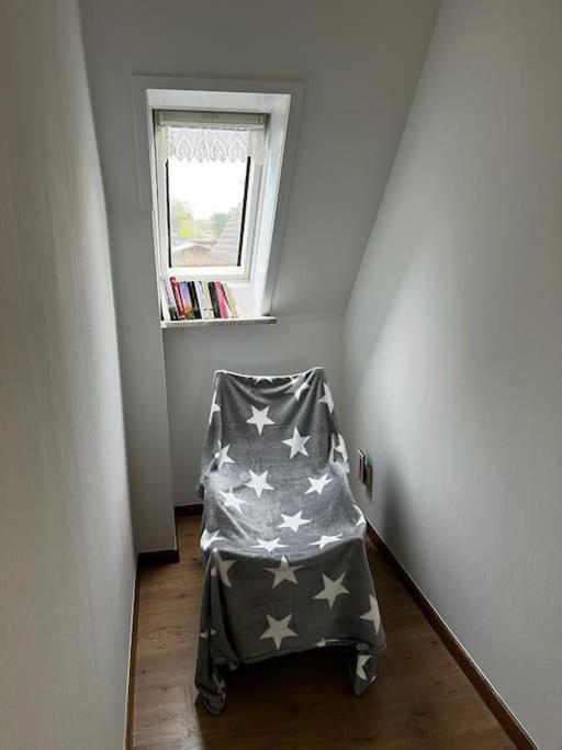 Schöne Wohnung an der Nordsee in Mildstedt Exterior foto